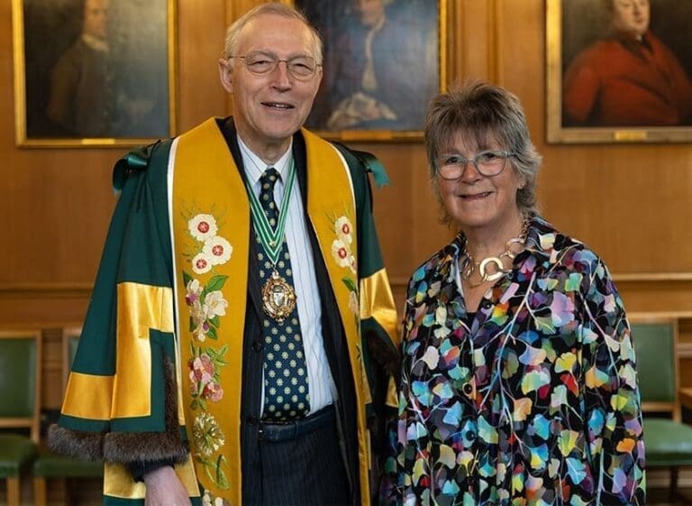 Jekka McVicar VMH with the Master of the Worshipful Company of Gardeners, Mr Nicholas Woolf OBE at the Barber-Surgeons’ Hall on 24 April when she was made recipient of the Prince Edward Award for Excellence in Horticultural Career Development.