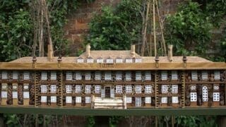 Errdig estate bug hotel