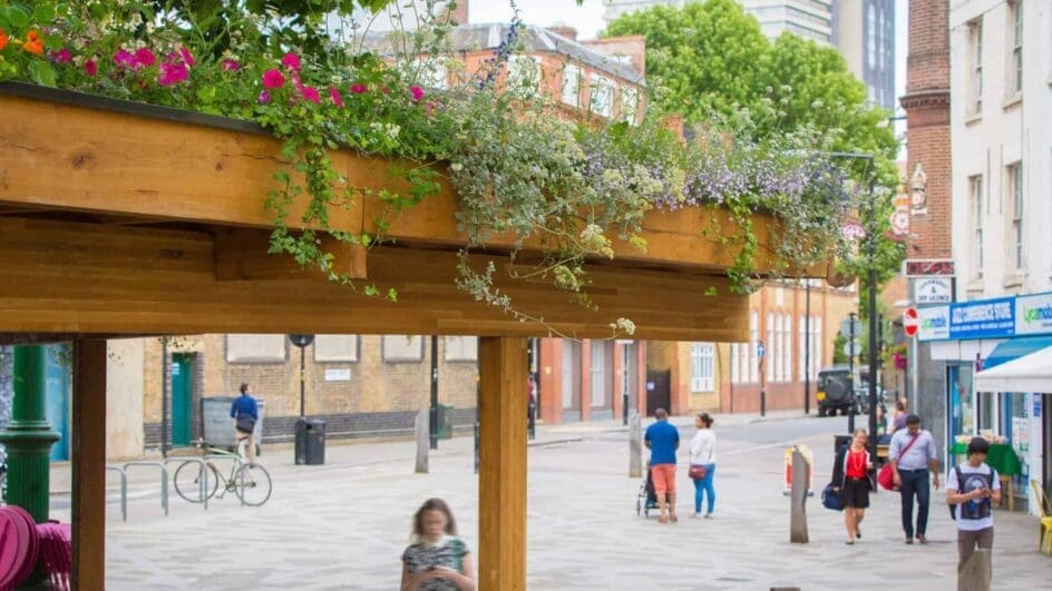 Better Bankside in Bloom Flat Iron Square Green Roof