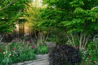 Jason Reath Rhs Range Rover drives into RHS Chelsea Flower Show as 2026 Headline Sponsor