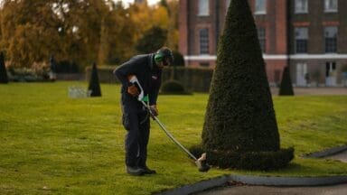 Gardener at Hampton Court Palace
